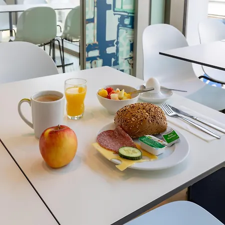 B&B Hotel Marburg 3*