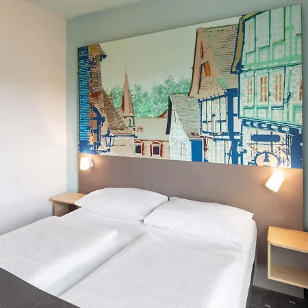 B&B Hotel Marburg 3*