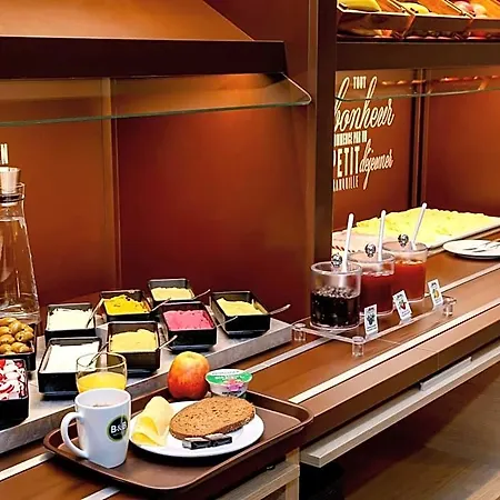 Hotel B&B Hotel Marburg 3*